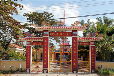 Đình Xuân Lạc