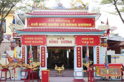 Đền Hùng Vương
