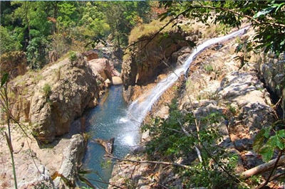 Thác Tà Gụ