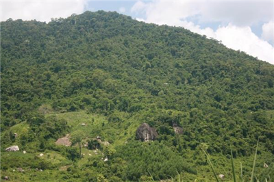 Căn cứ địa Cách mạng  Hòn Dù