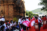 Cùng học sinh khám phá di sản