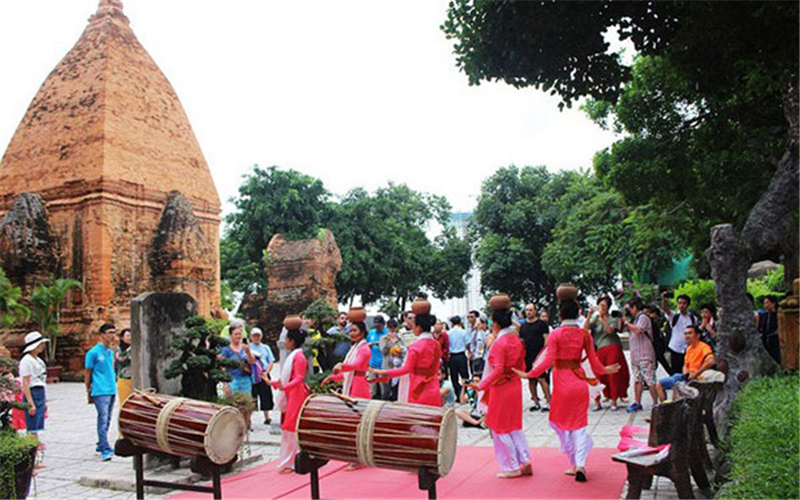 Hình ảnh Tháp bà Ponagar Nha Trang