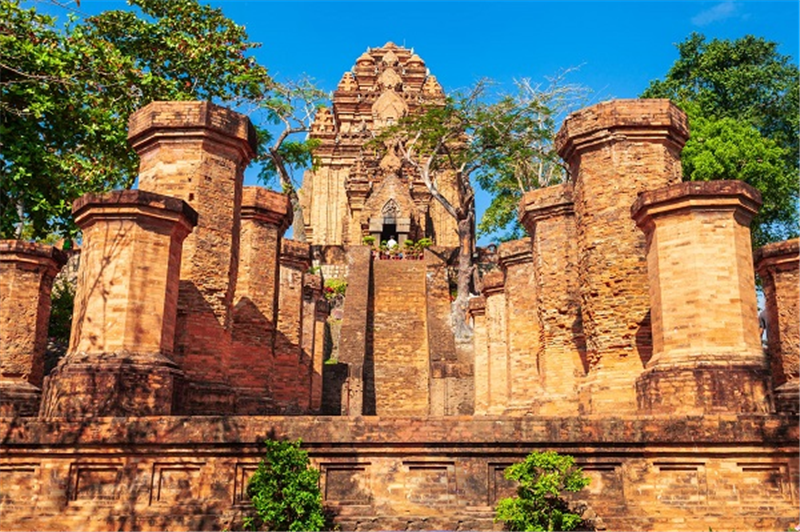 Hình ảnh Tháp bà Ponagar Nha Trang