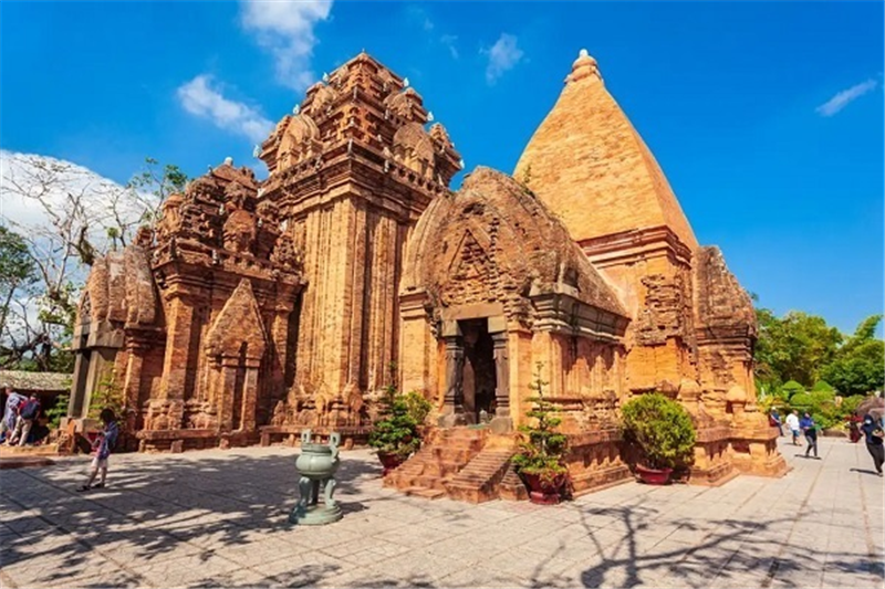 Hình ảnh Tháp bà Ponagar Nha Trang