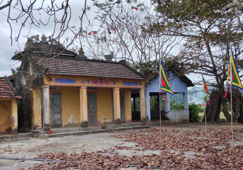 Hình ảnh Đình Phước Tuy