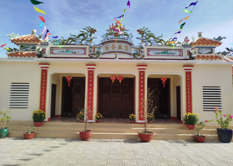 Hình ảnh Đền thờ Đức Thánh Trần (Ninh Thuận)