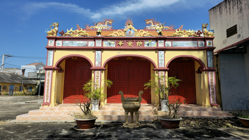 Hình ảnh Miếu Năm Bà