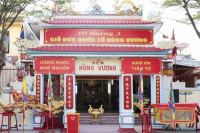 Đền Hùng Vương