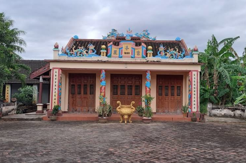 Hình ảnh Đình Phú Ân Nam