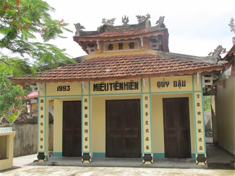 Hình ảnh Đình Cư Thạnh