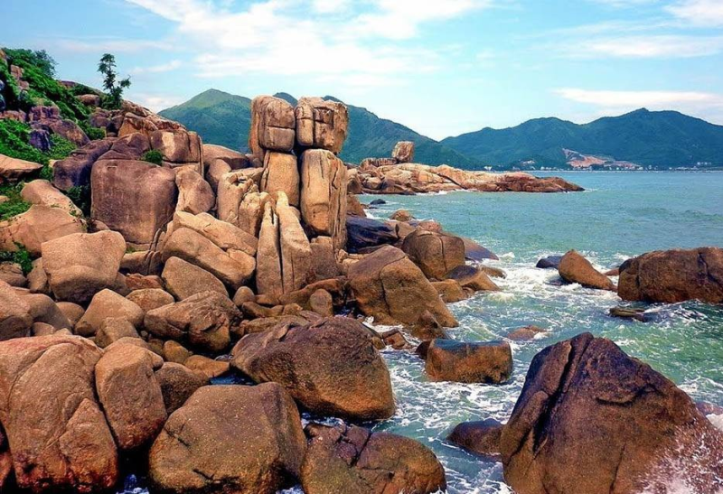 Hình ảnh Hòn Chồng - Hòn Đỏ Nha Trang