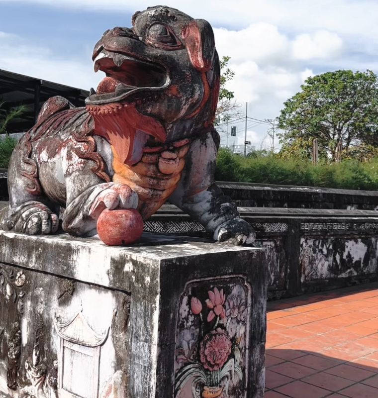 Hình ảnh Lăng Bà Vú (còn gọi là Lăng Nhũ Mẫu)