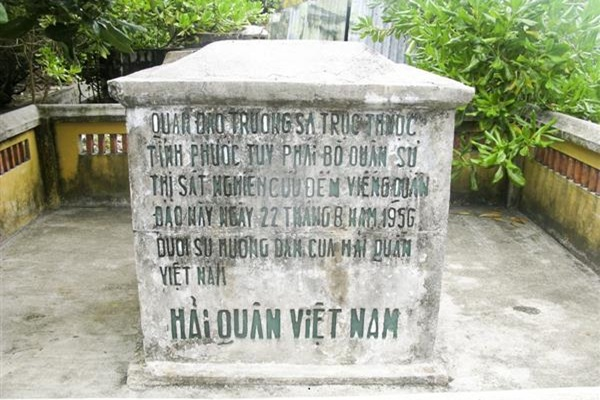 Bia chủ quyền quần đảo Trường Sa tại đảo Song Tử Tây