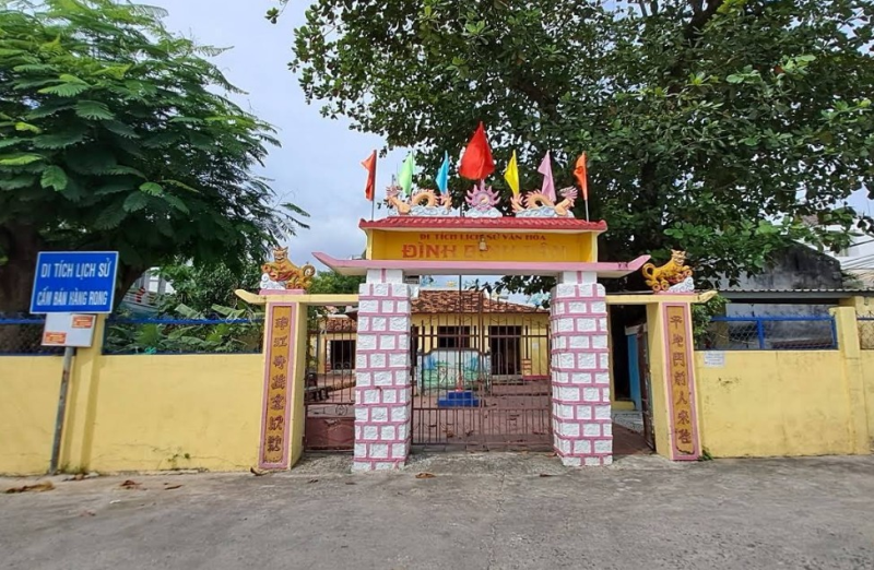 Hình ảnh Đình Bình Tân