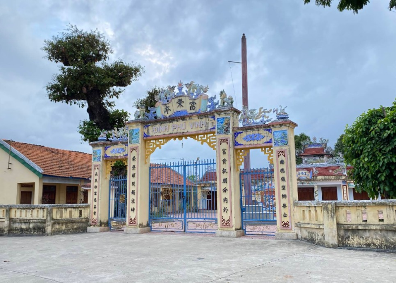 Hình ảnh Đình Phú Vinh
