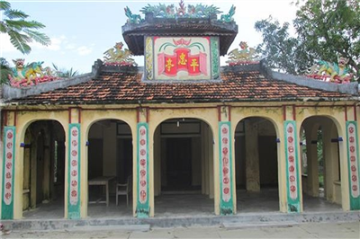 Đình Bình Trung